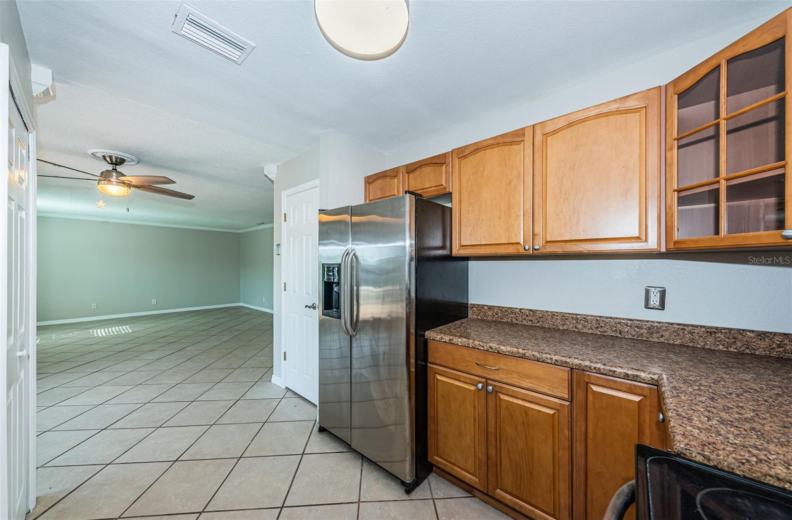 Image 17 of 69 For 5196 Beach Drive Se B