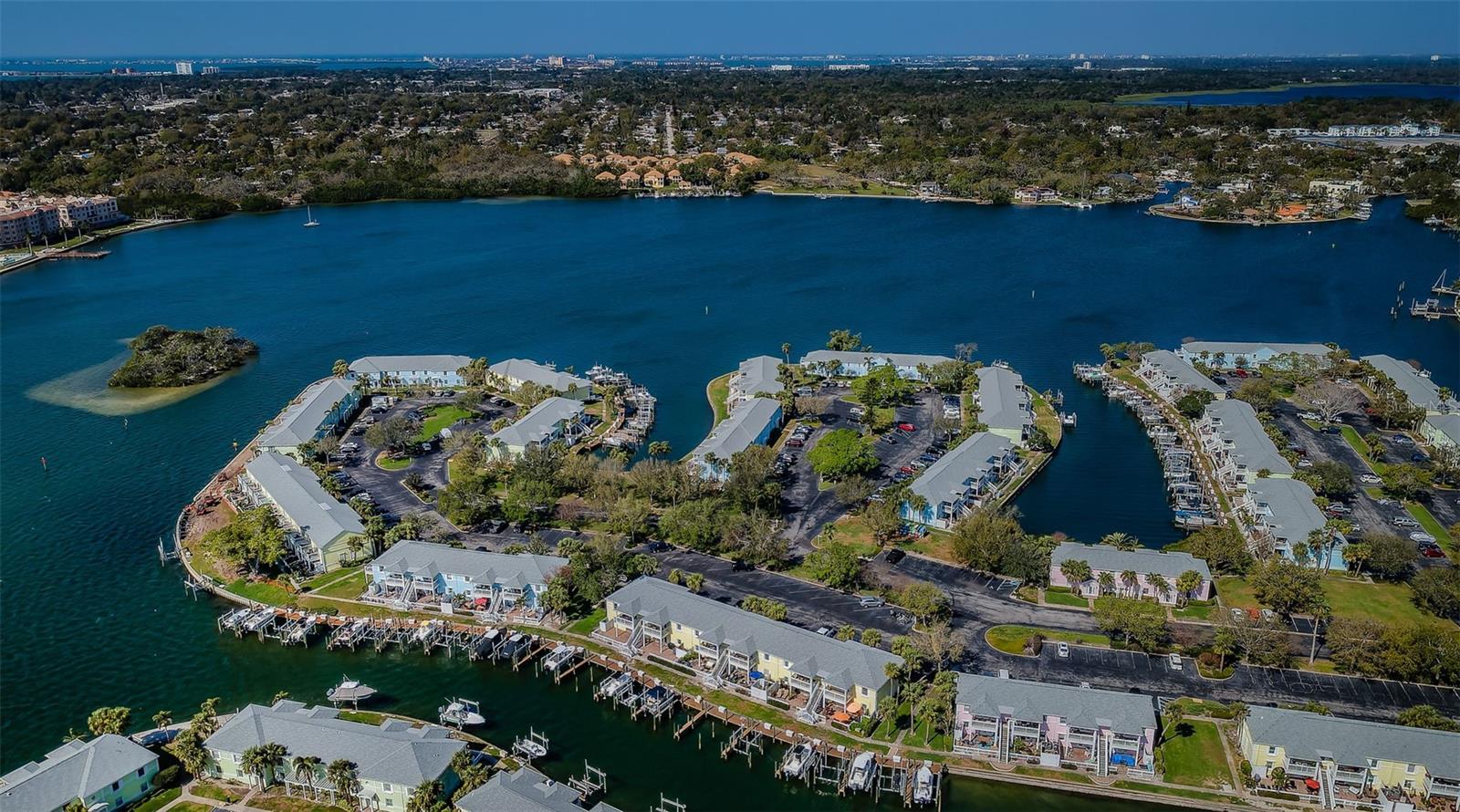 Image 40 of 69 For 5196 Beach Drive Se B