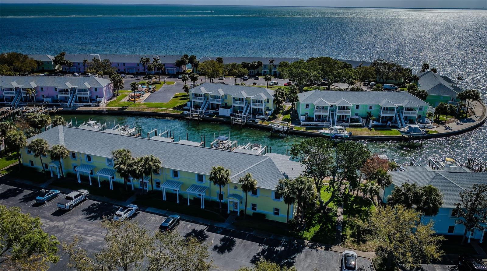 Image 42 of 69 For 5196 Beach Drive Se B