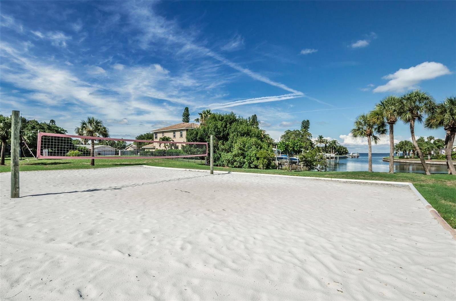 Image 55 of 69 For 5196 Beach Drive Se B