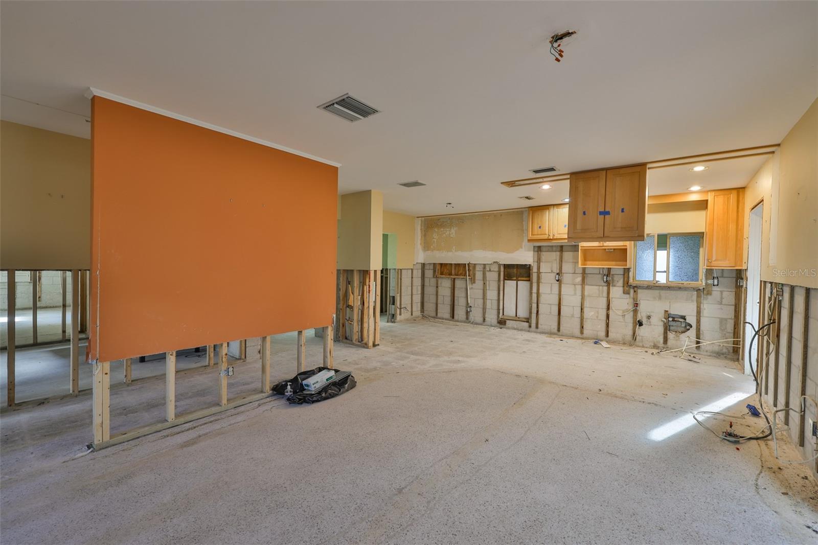 Image 15 of 46 For 4508 San Rafael Street