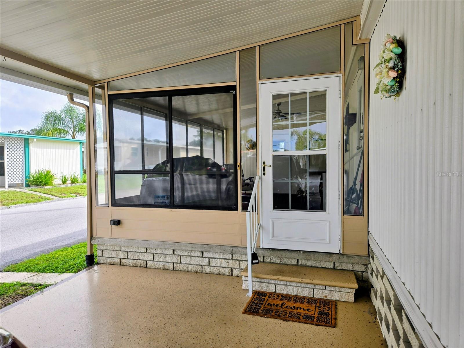 Image 3 of 42 For 6252 Friendship Lane