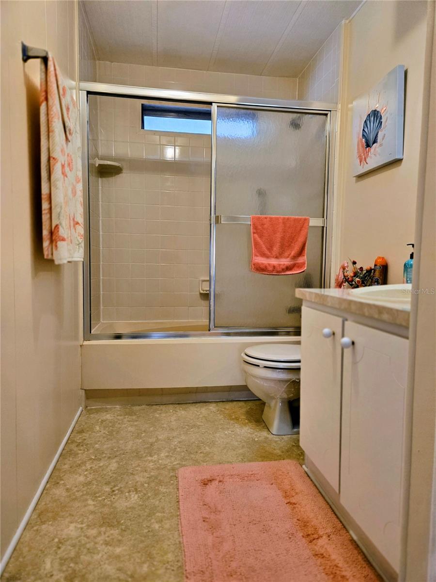 Image 31 of 42 For 6252 Friendship Lane