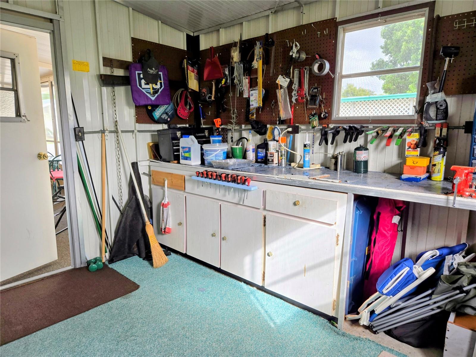 Image 7 of 42 For 6252 Friendship Lane