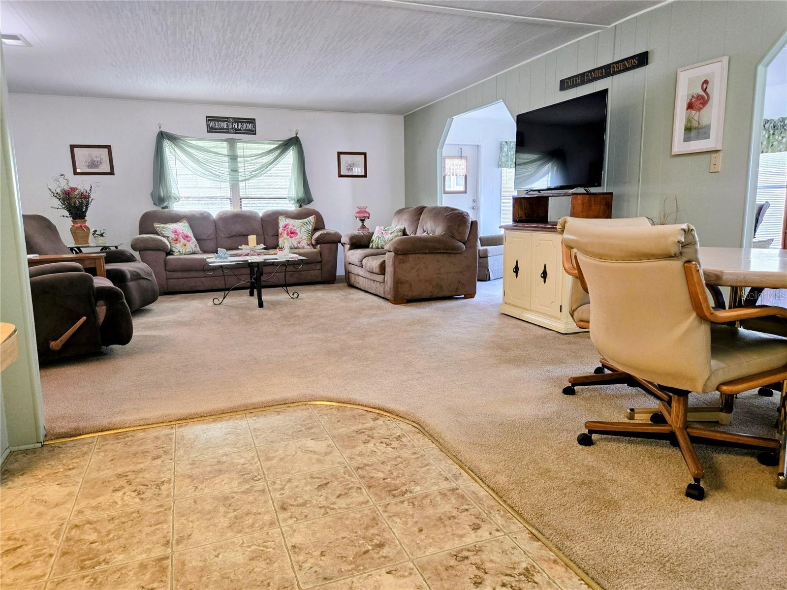 Image 9 of 42 For 6252 Friendship Lane