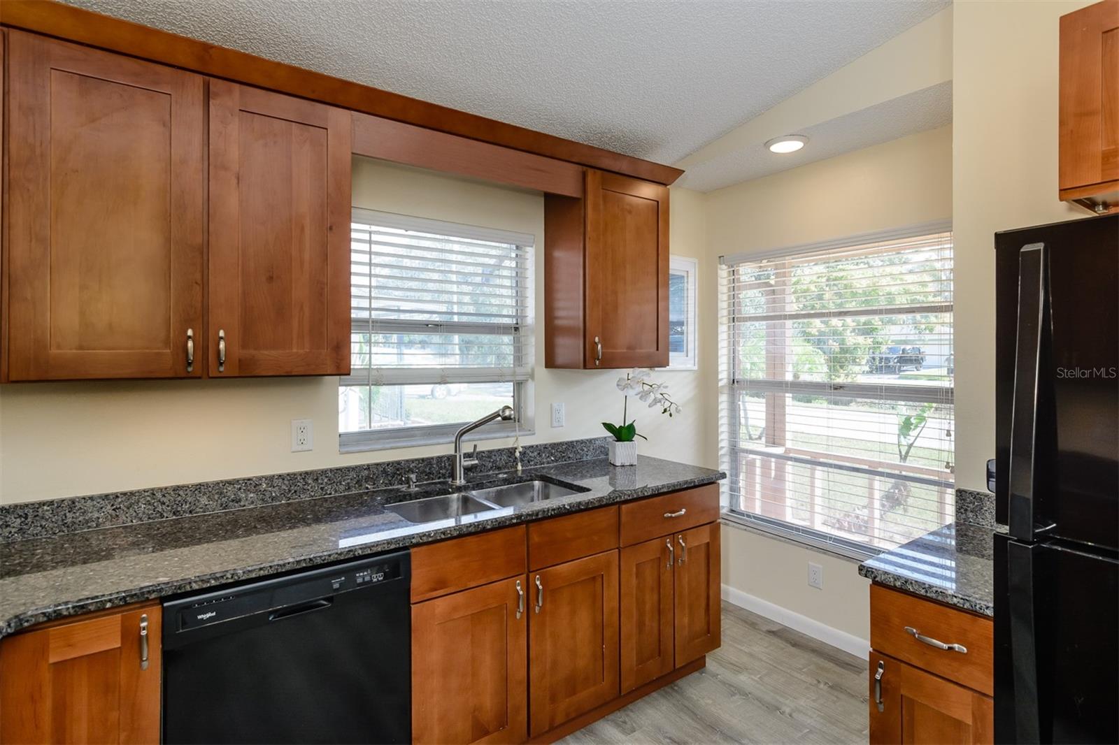 Image 11 of 24 For 1724 Lagoon Circle