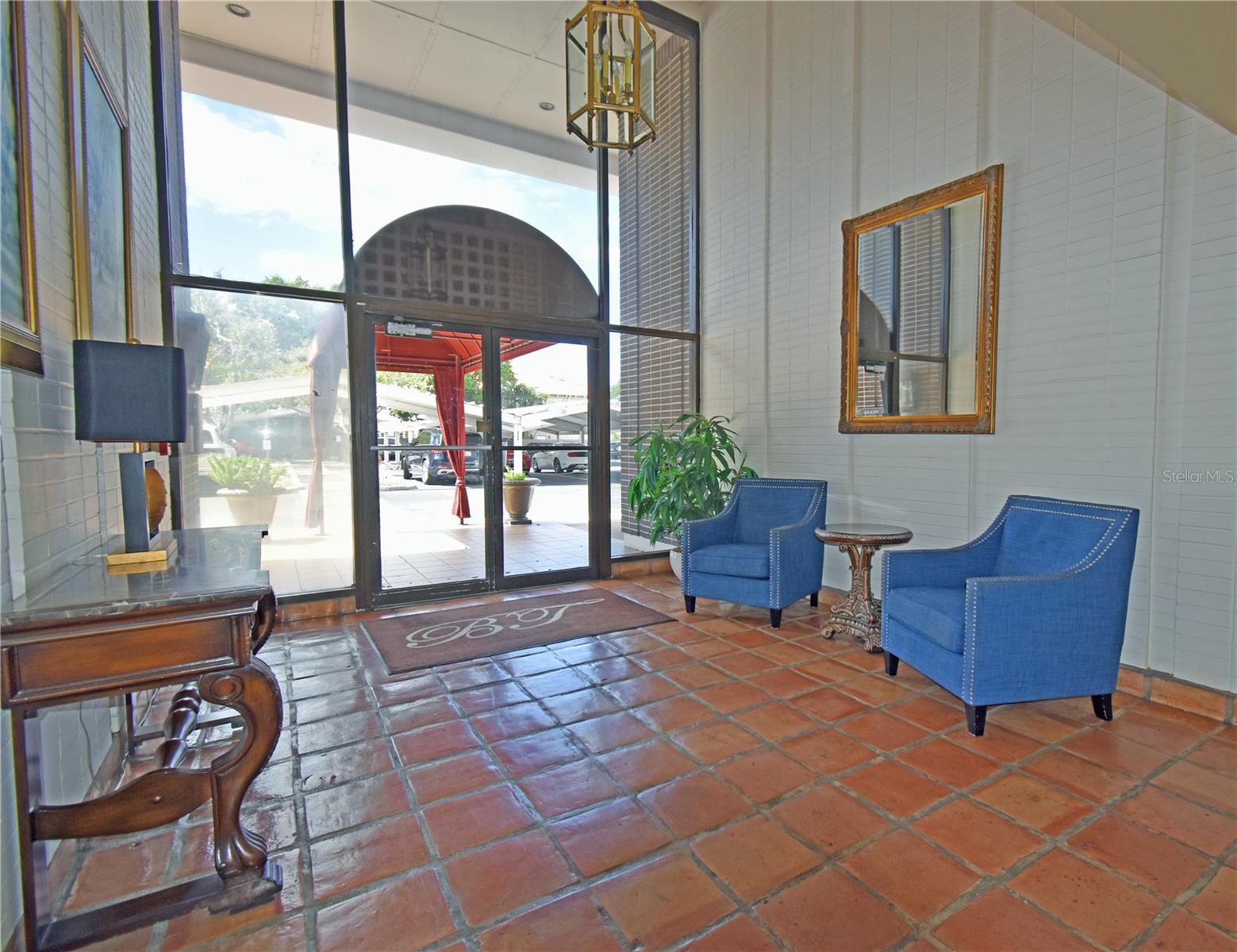 Image 13 of 32 For 4015 Bayshore Boulevard 17f