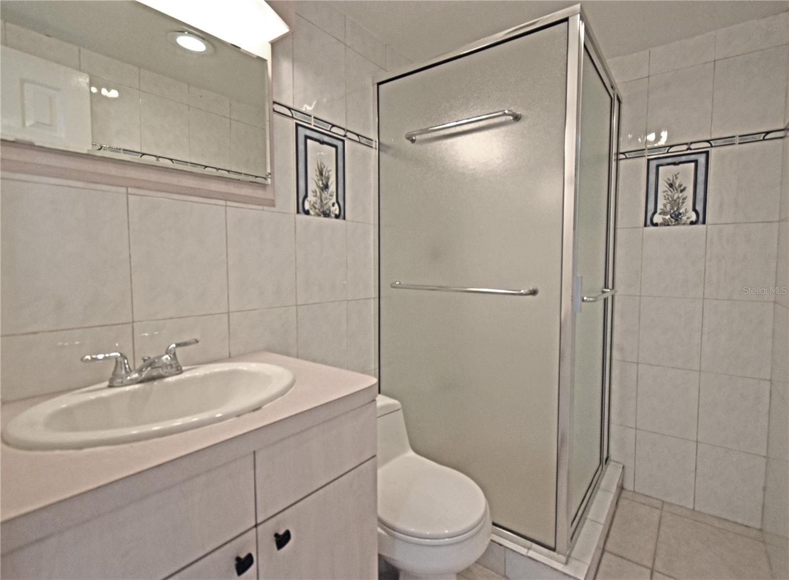 Image 31 of 32 For 4015 Bayshore Boulevard 17f