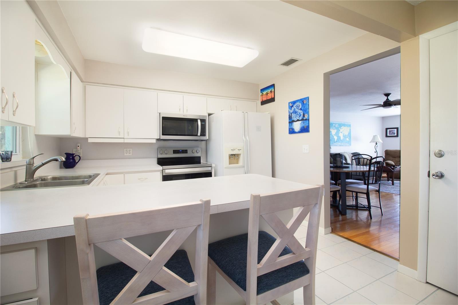 Image 10 of 28 For 7077 Lafayette N