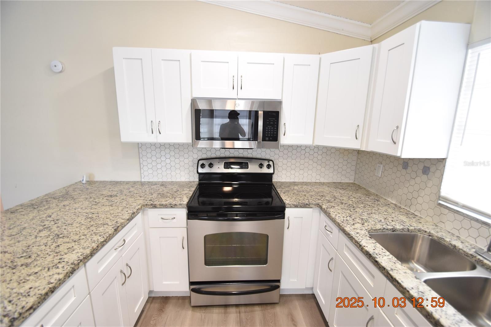 Image 10 of 40 For 718 Oak Street Sw