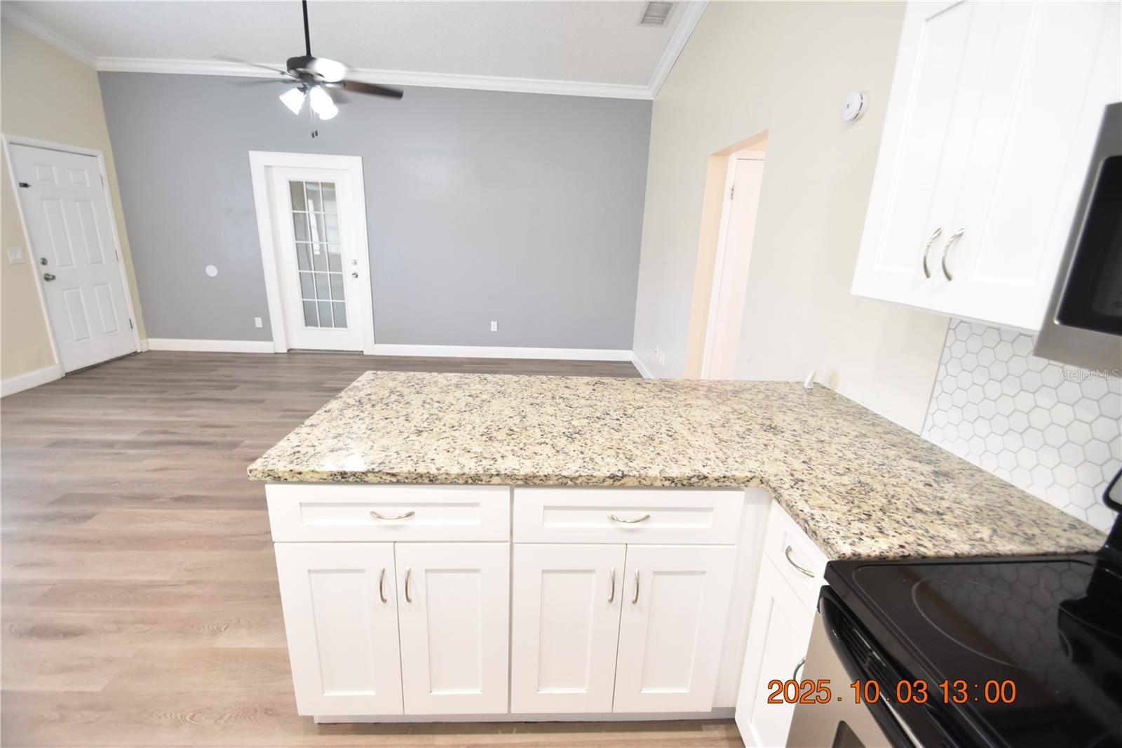 Image 11 of 40 For 718 Oak Street Sw