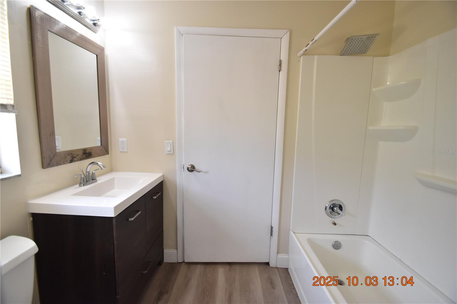 Image 21 of 40 For 718 Oak Street Sw