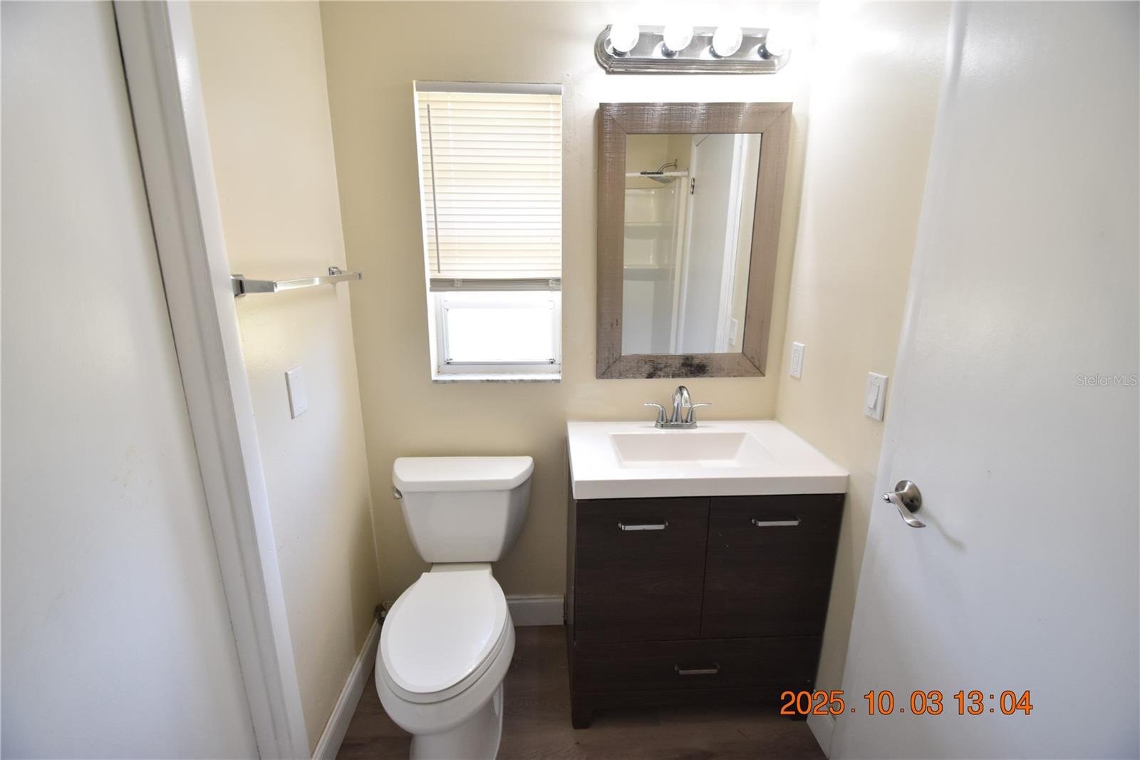 Image 22 of 40 For 718 Oak Street Sw
