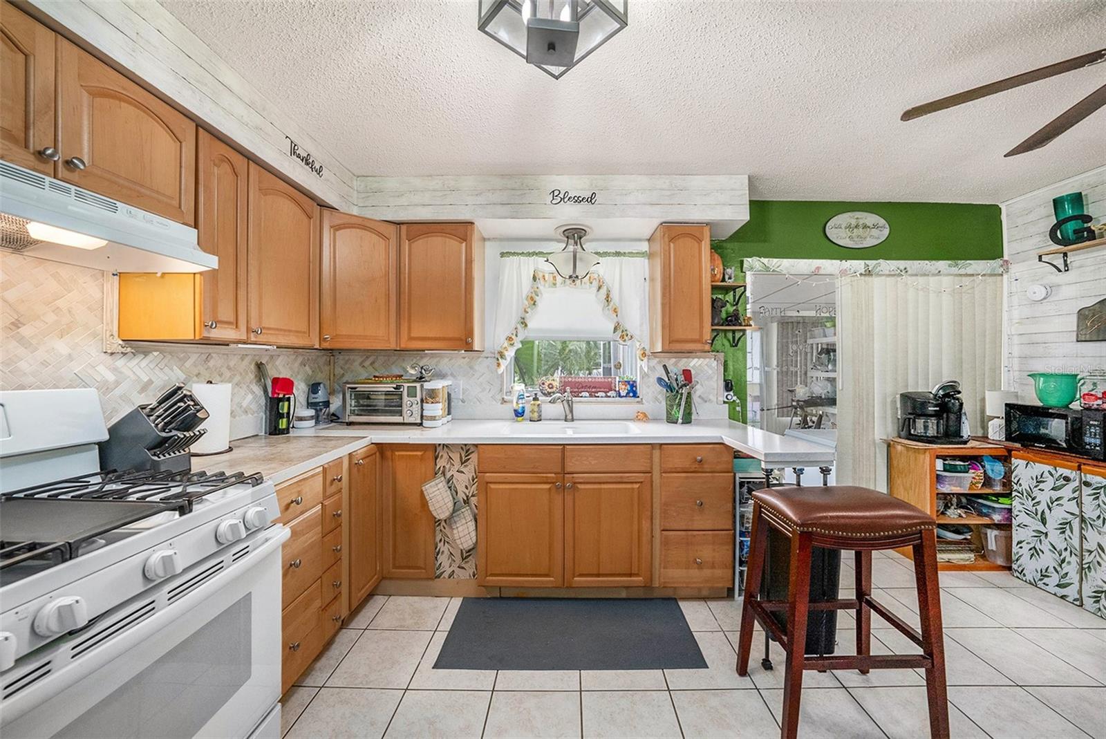 Image 14 of 26 For 5000 Lily Street Place 132