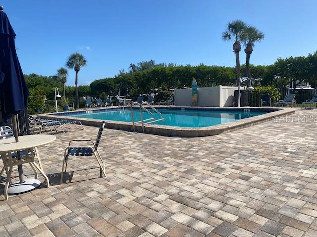 Image 29 of 33 For 1355 Pinellas Bayway S 23