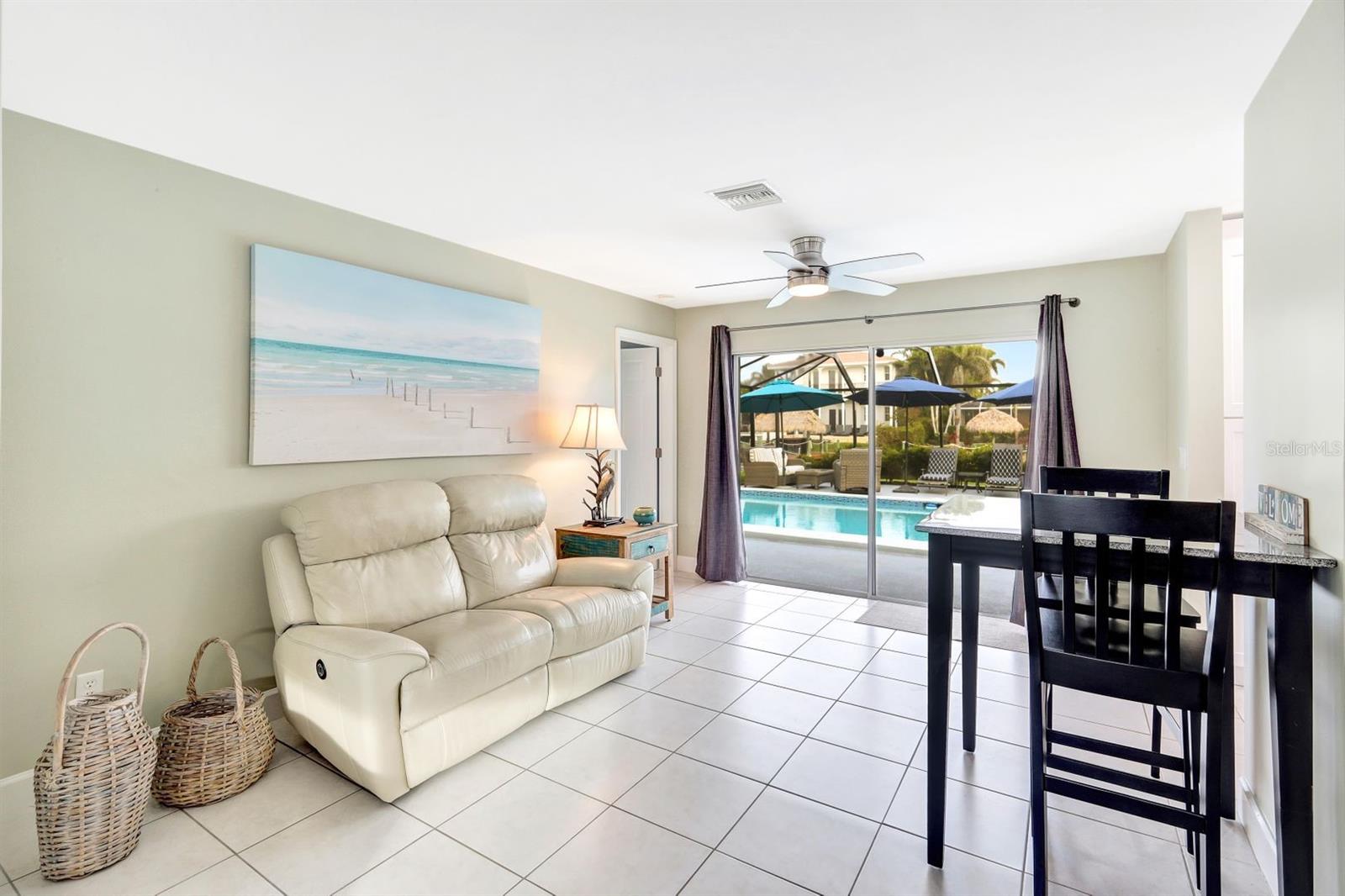 Image 18 of 43 For 5103 Pelican Boulevard