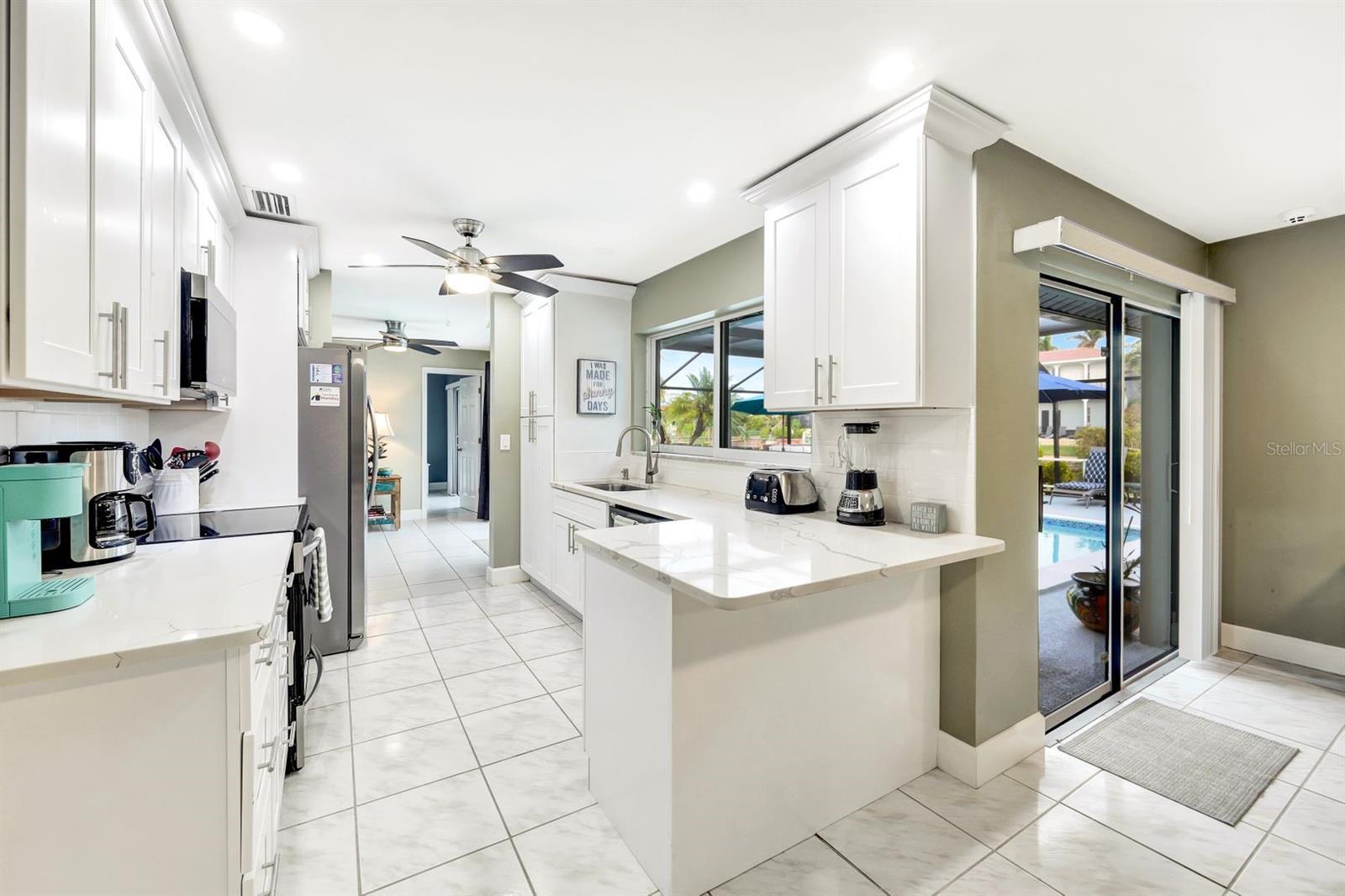 Image 5 of 43 For 5103 Pelican Boulevard