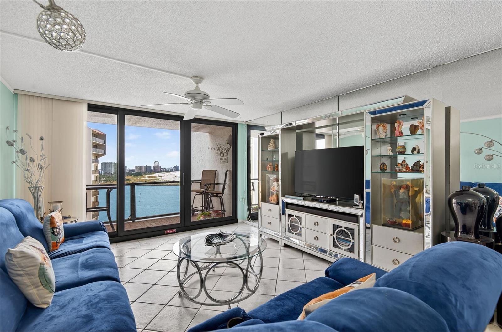 Image 17 of 47 For 440 Gulfview Boulevard 1501
