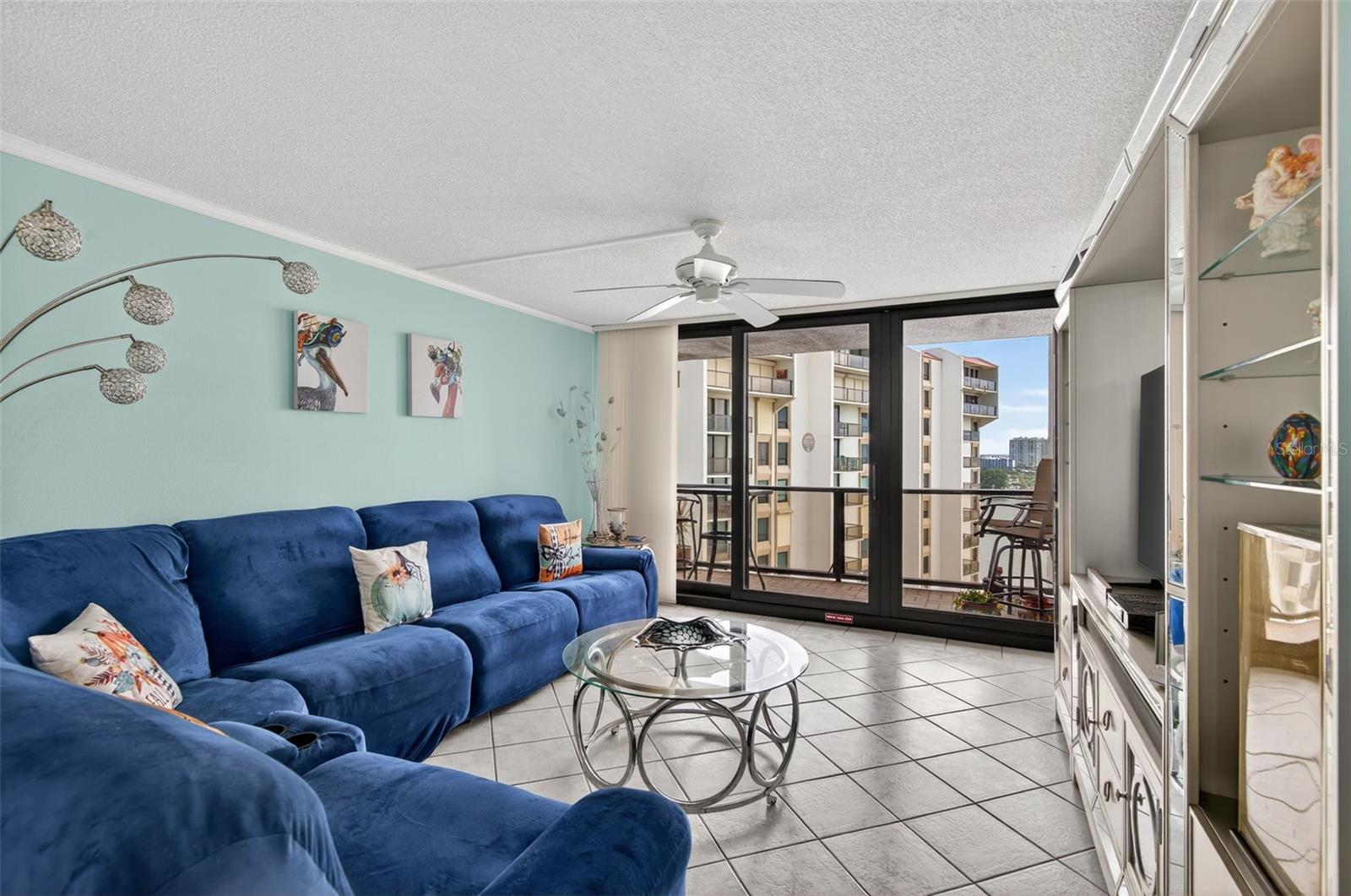 Image 19 of 47 For 440 Gulfview Boulevard 1501