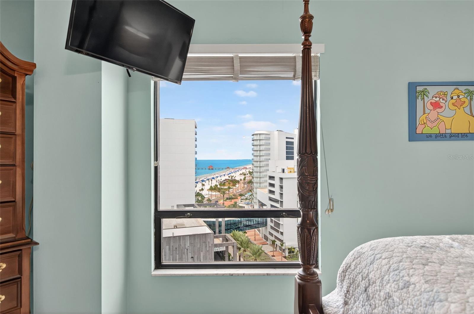 Image 25 of 47 For 440 Gulfview Boulevard 1501