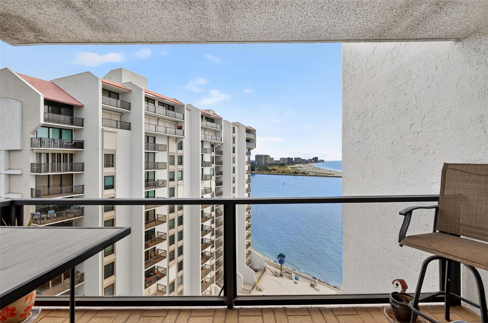 Image 33 of 47 For 440 Gulfview Boulevard 1501