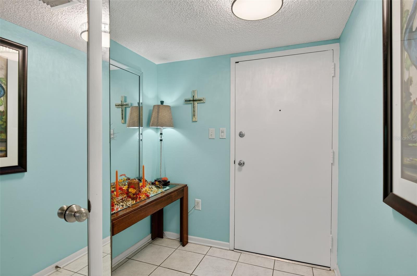 Image 5 of 47 For 440 Gulfview Boulevard 1501