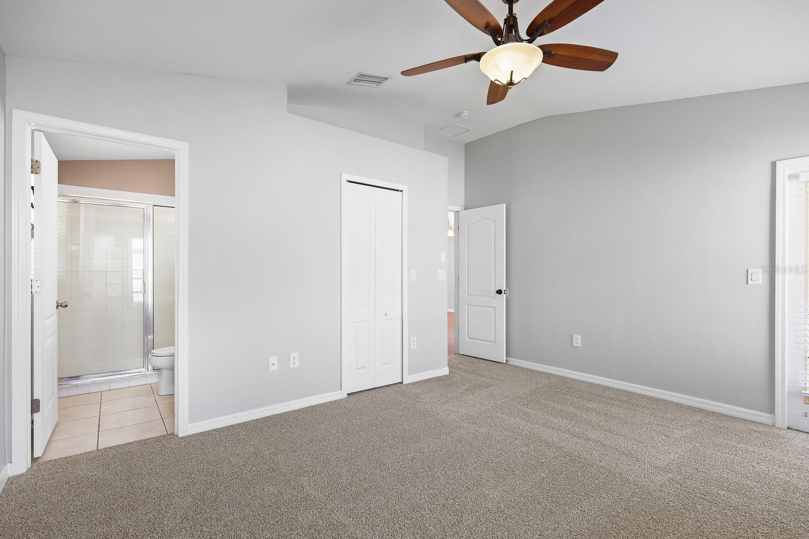 Image 14 of 28 For 7538 Maroon Peak Drive