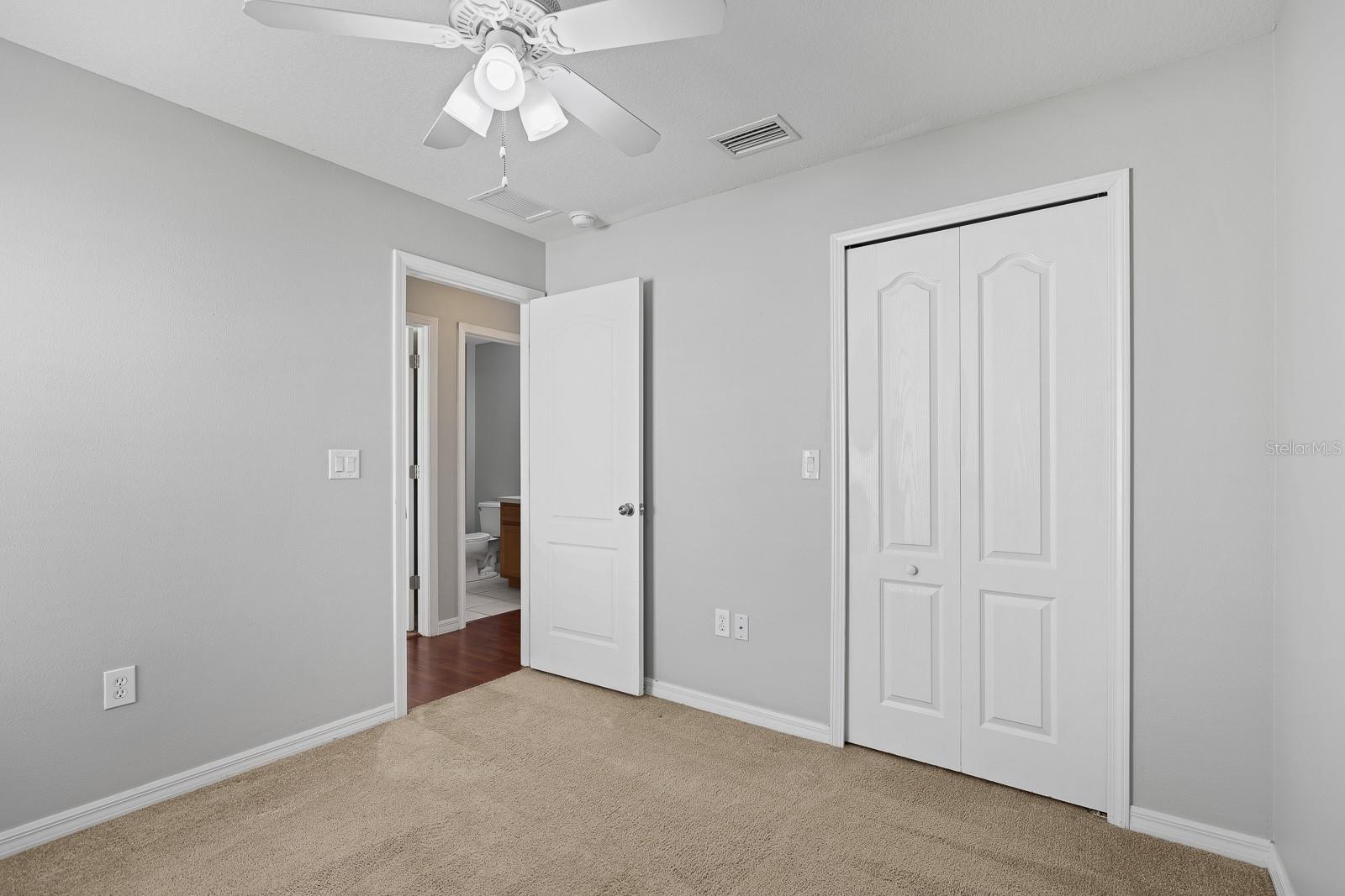 Image 20 of 28 For 7538 Maroon Peak Drive
