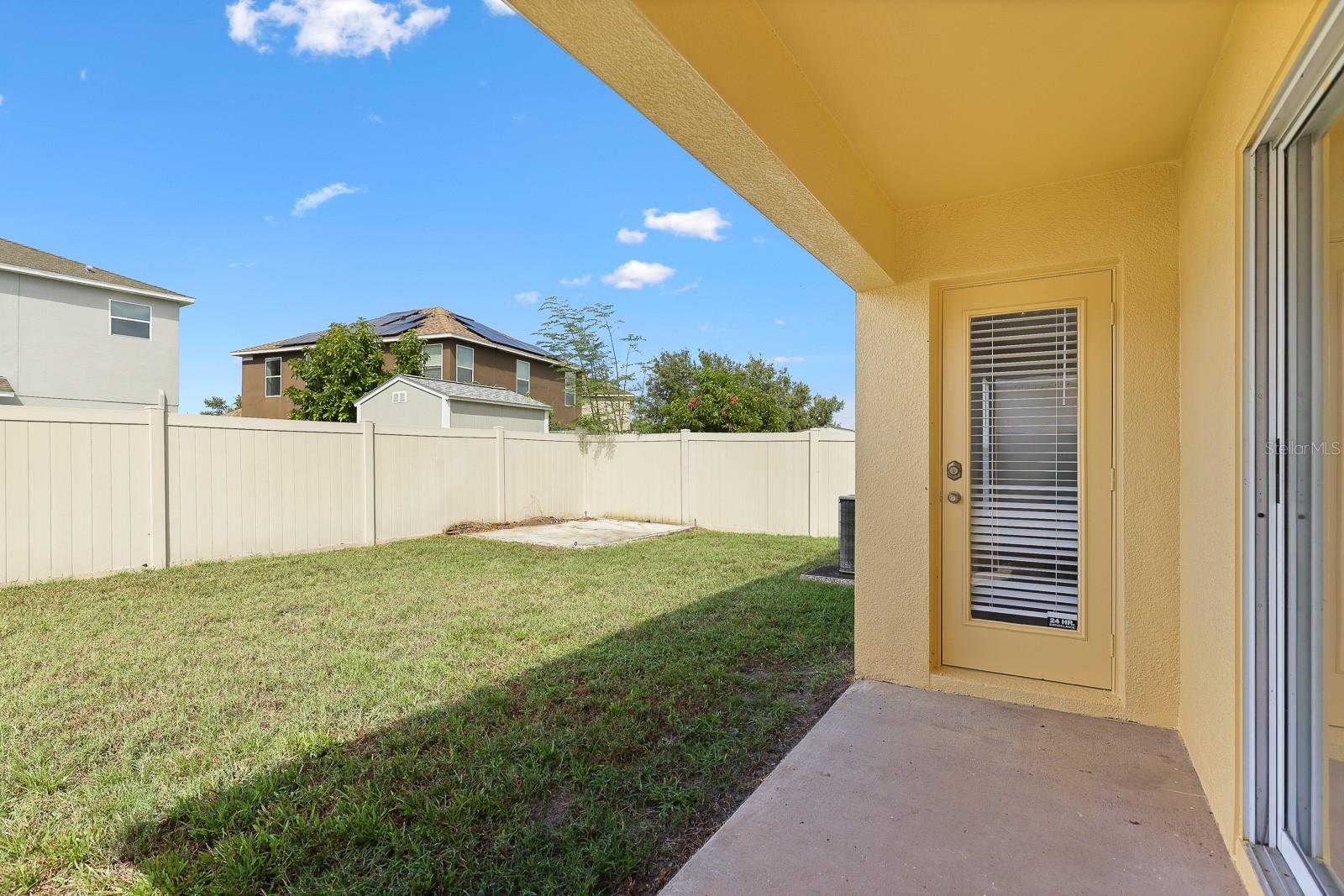 Image 21 of 28 For 7538 Maroon Peak Drive
