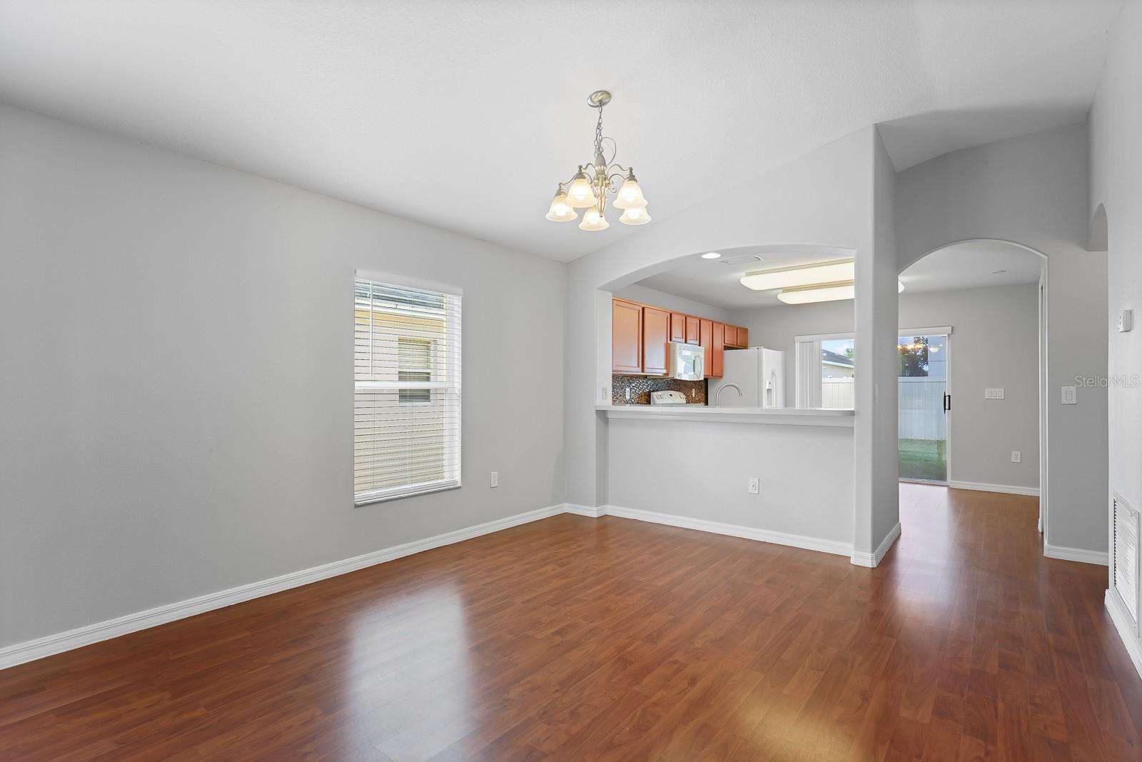 Image 7 of 28 For 7538 Maroon Peak Drive