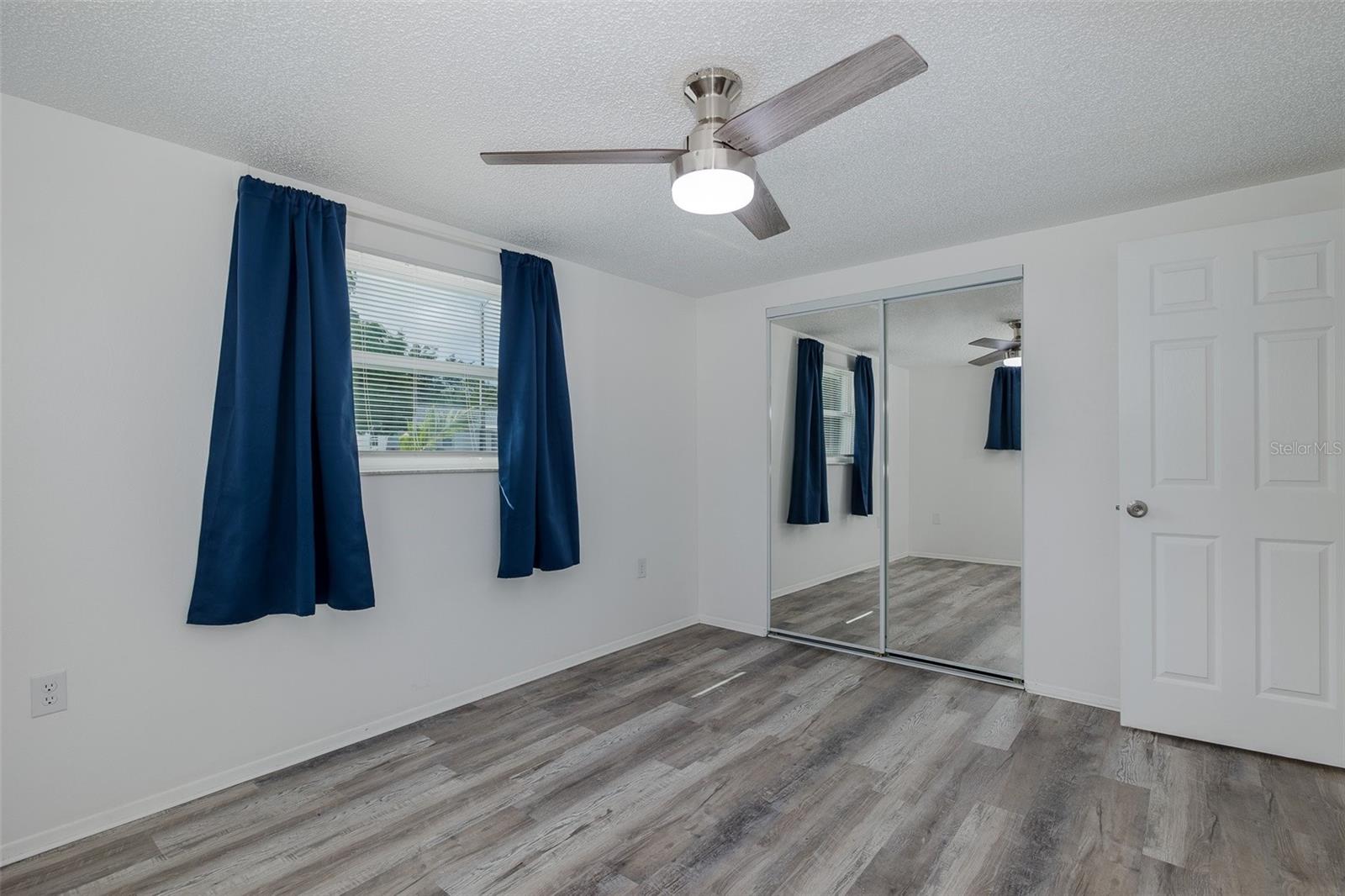 Image 14 of 32 For 7739 Salt Lane