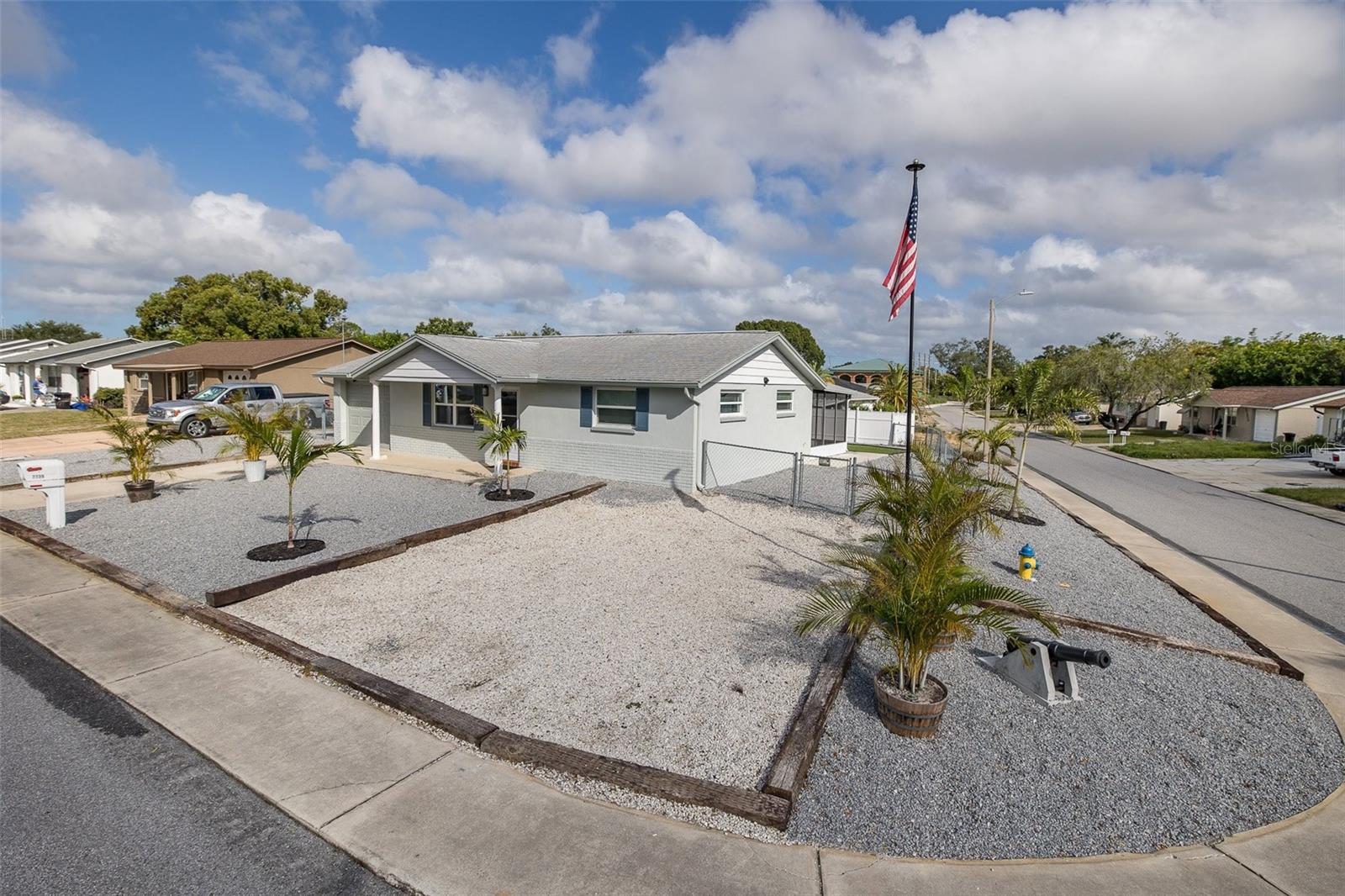 Image 22 of 32 For 7739 Salt Lane