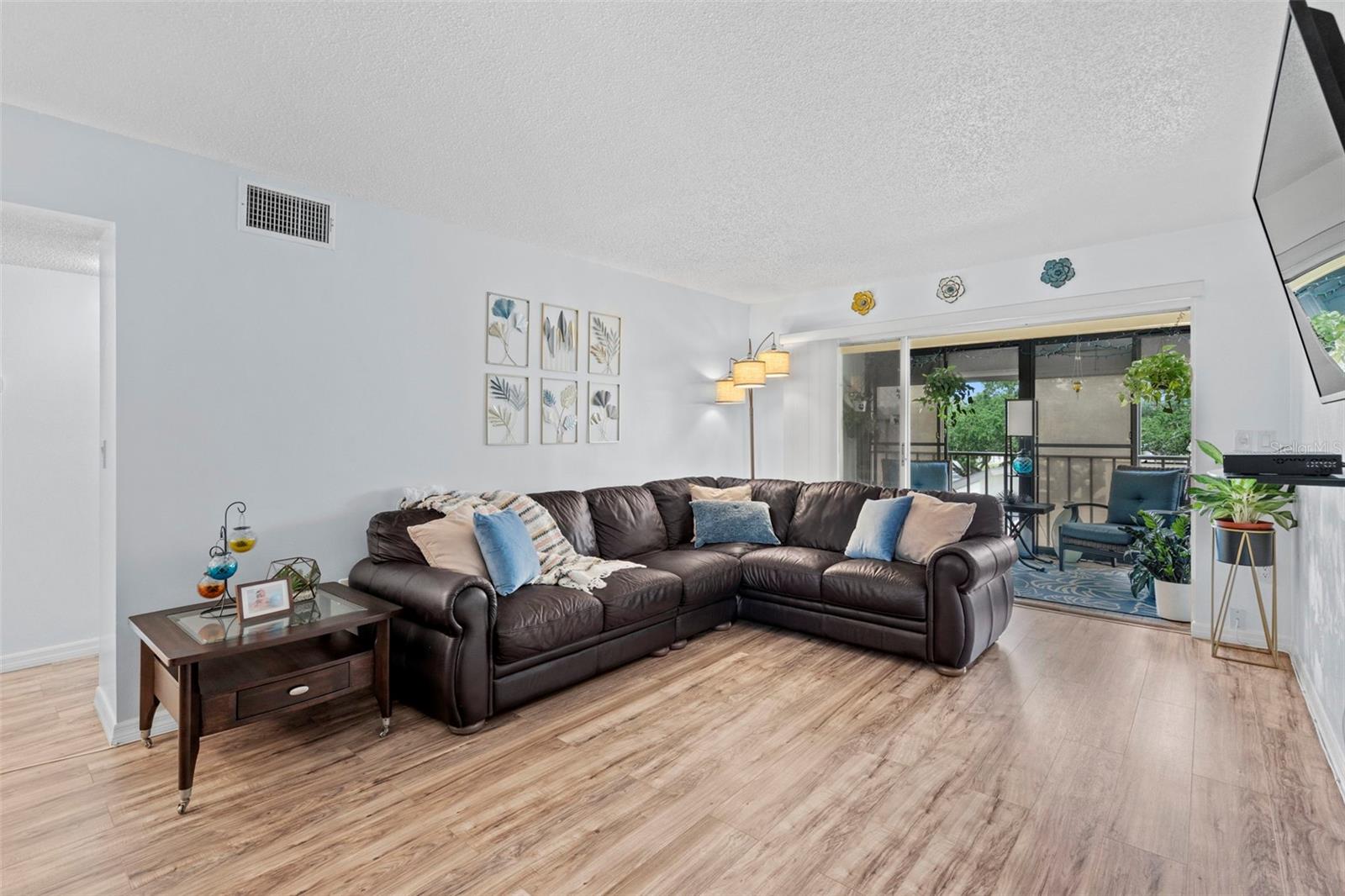 Image 2 of 22 For 2207 Belleair Road B13