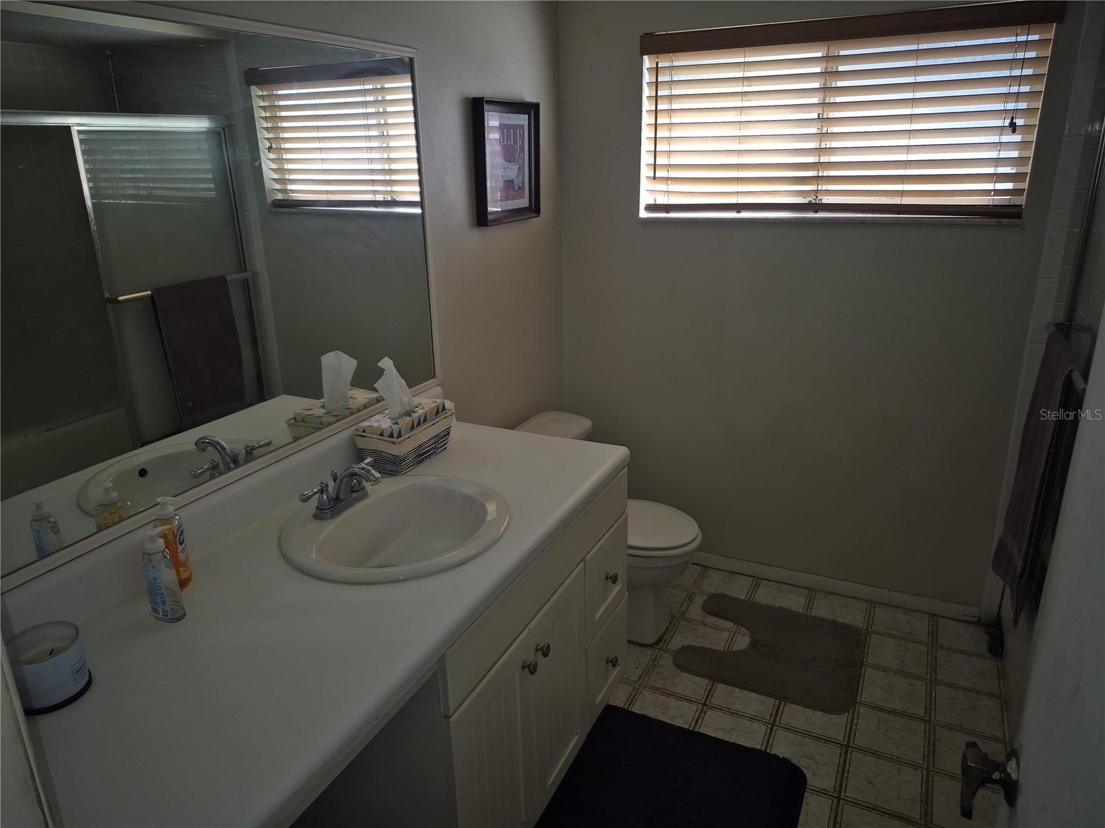 Image 16 of 21 For 13710 Whitby Road