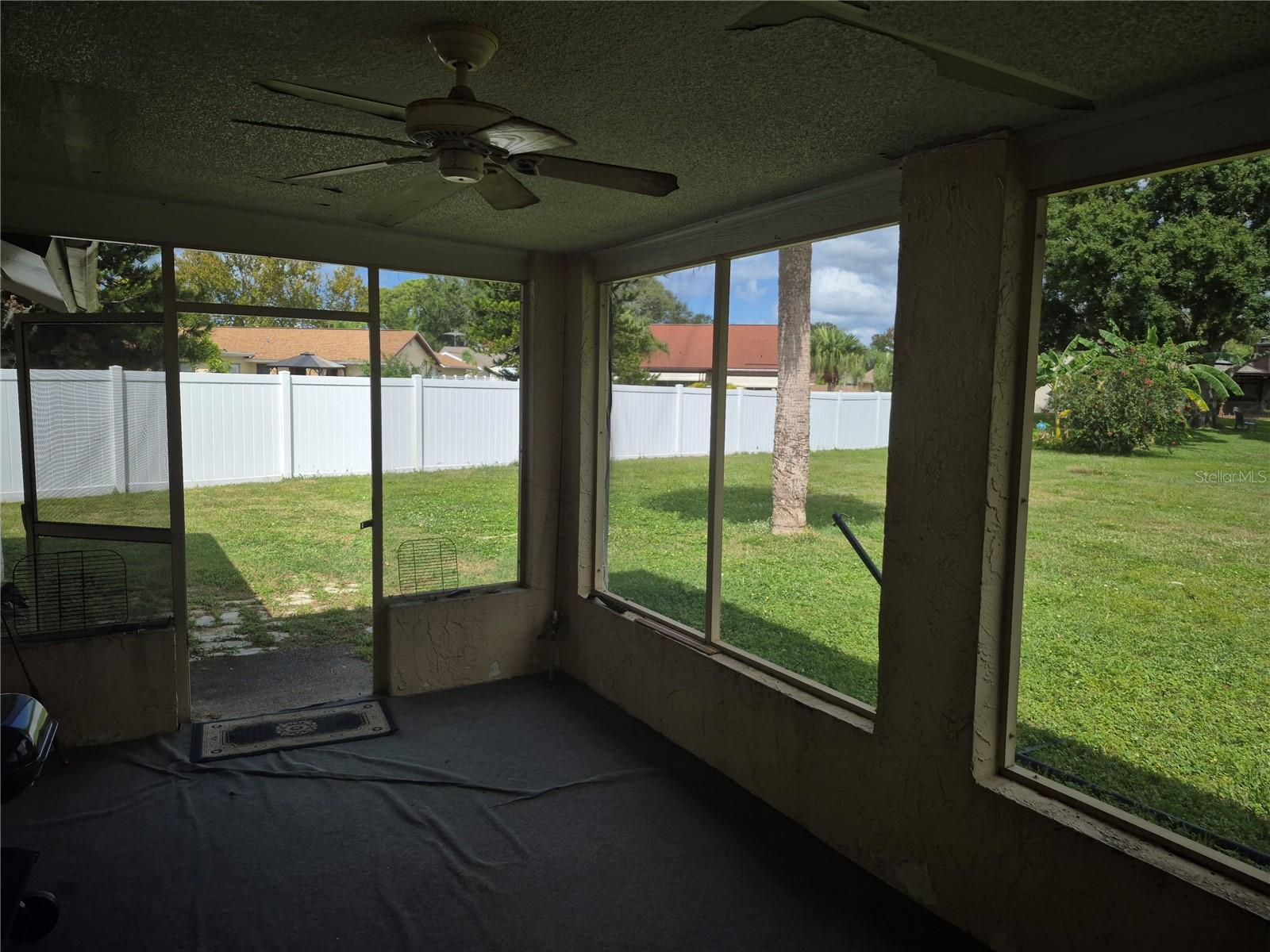 Image 18 of 21 For 13710 Whitby Road