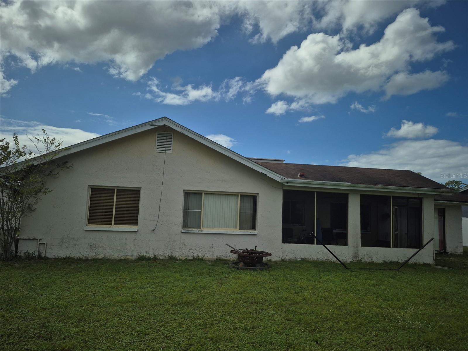 Image 19 of 21 For 13710 Whitby Road