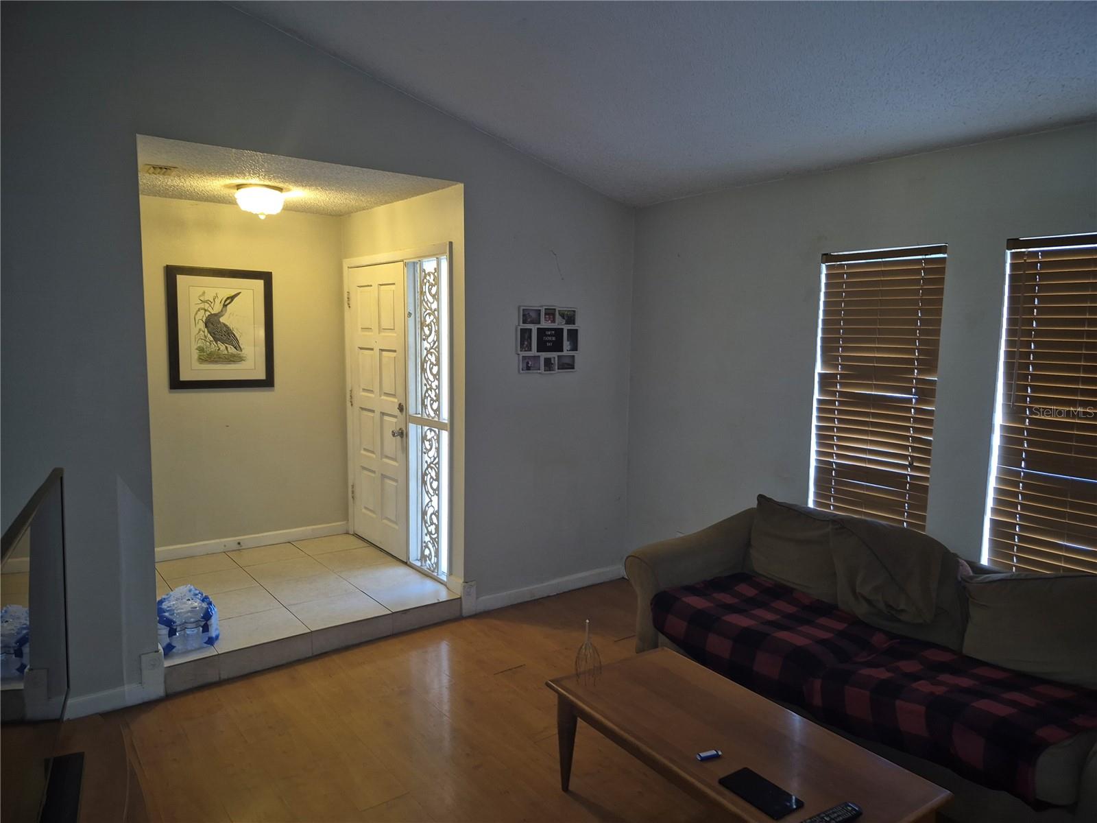 Image 4 of 21 For 13710 Whitby Road