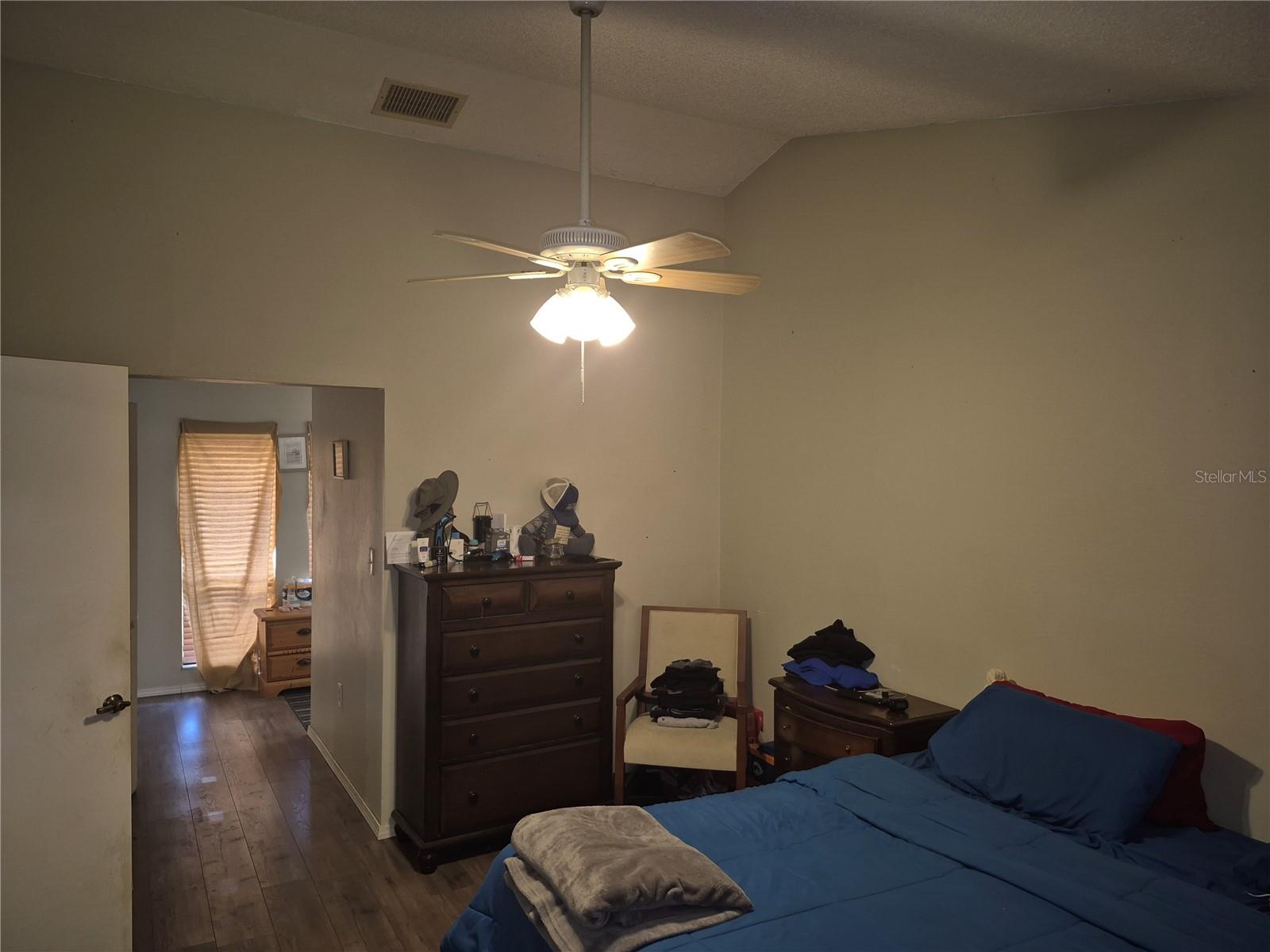 Image 7 of 21 For 13710 Whitby Road