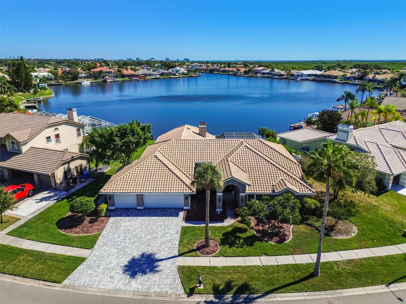 Image 2 of 100 For 4918 Longboat Boulevard
