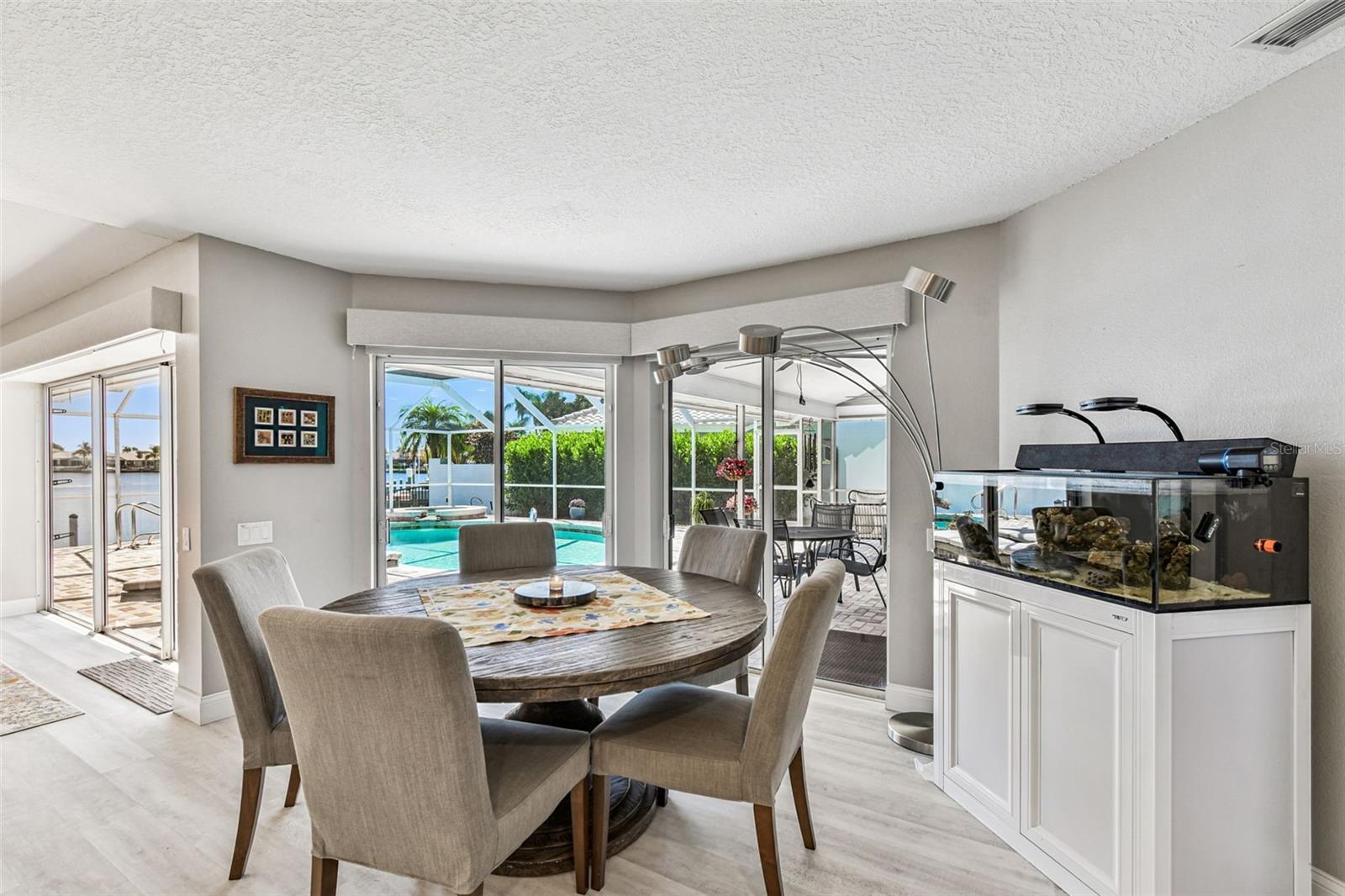 Image 22 of 100 For 4918 Longboat Boulevard
