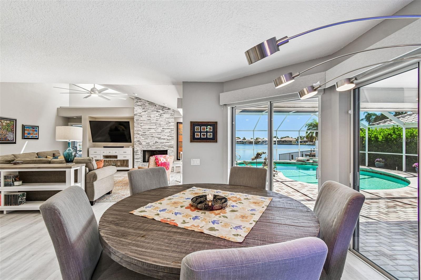 Image 23 of 100 For 4918 Longboat Boulevard