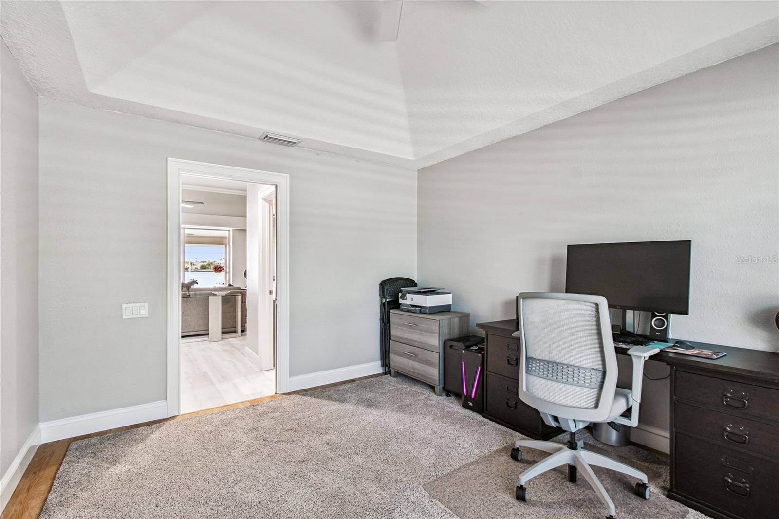 Image 54 of 100 For 4918 Longboat Boulevard