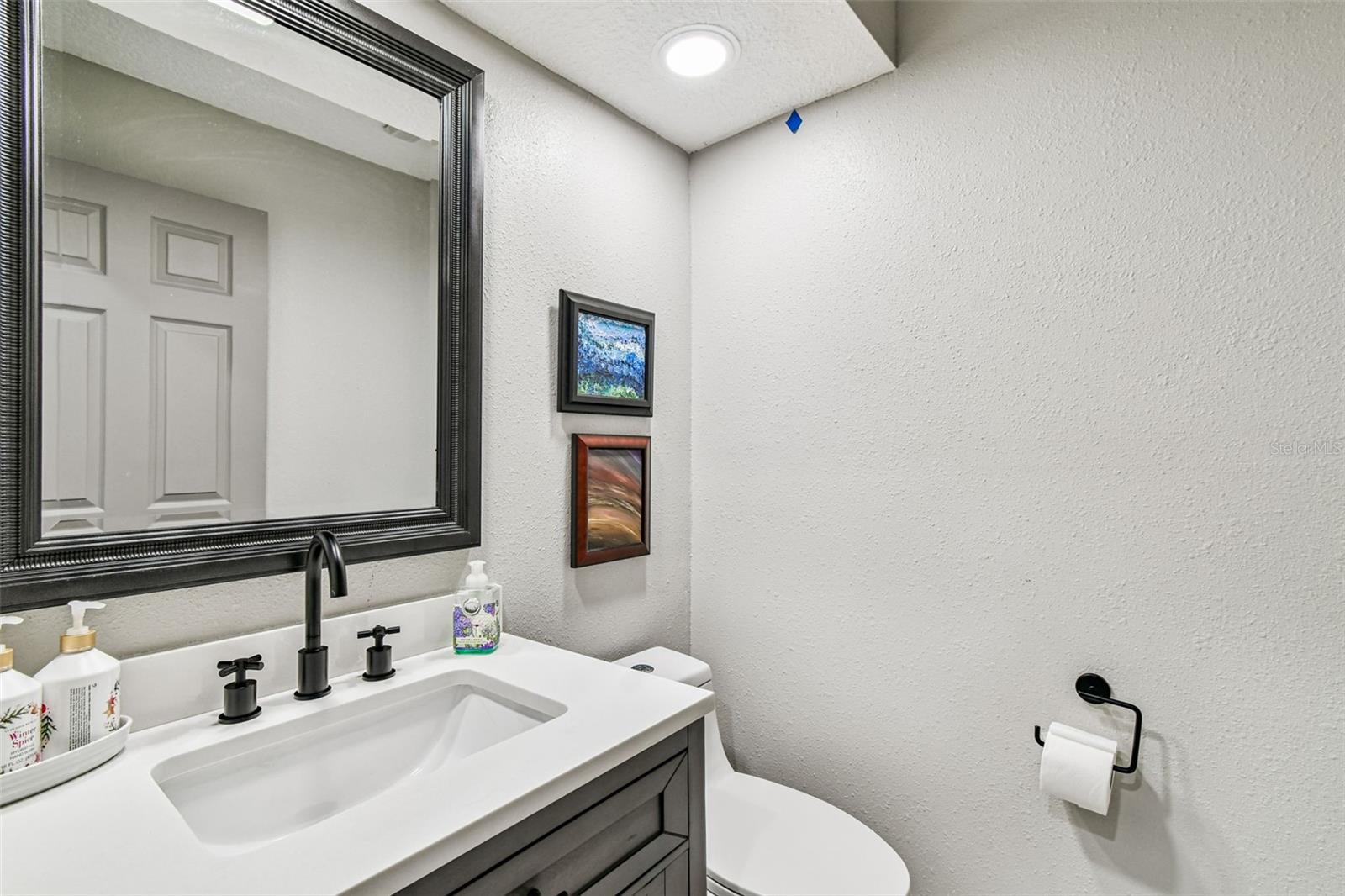 Image 55 of 100 For 4918 Longboat Boulevard