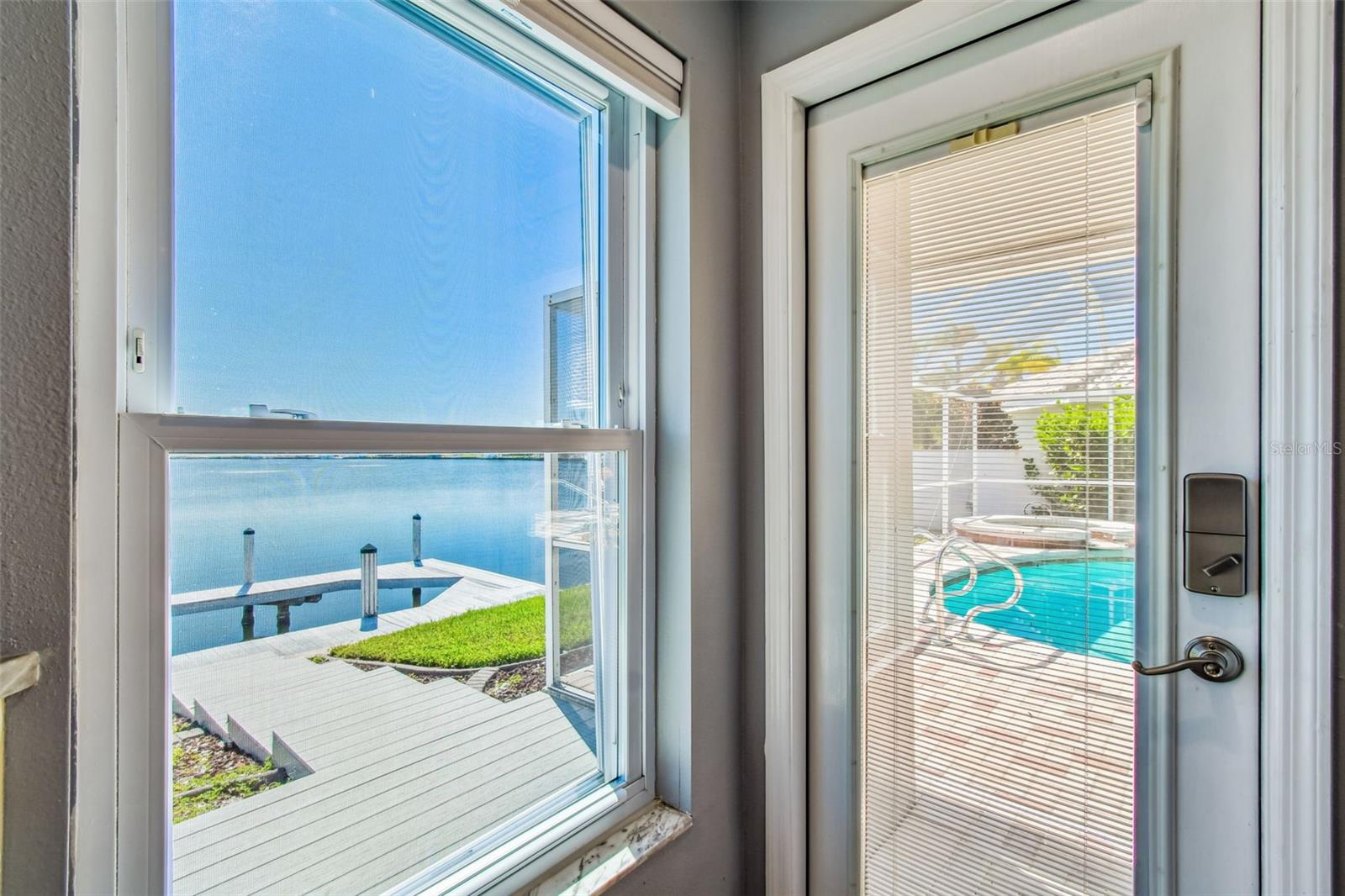 Image 62 of 100 For 4918 Longboat Boulevard