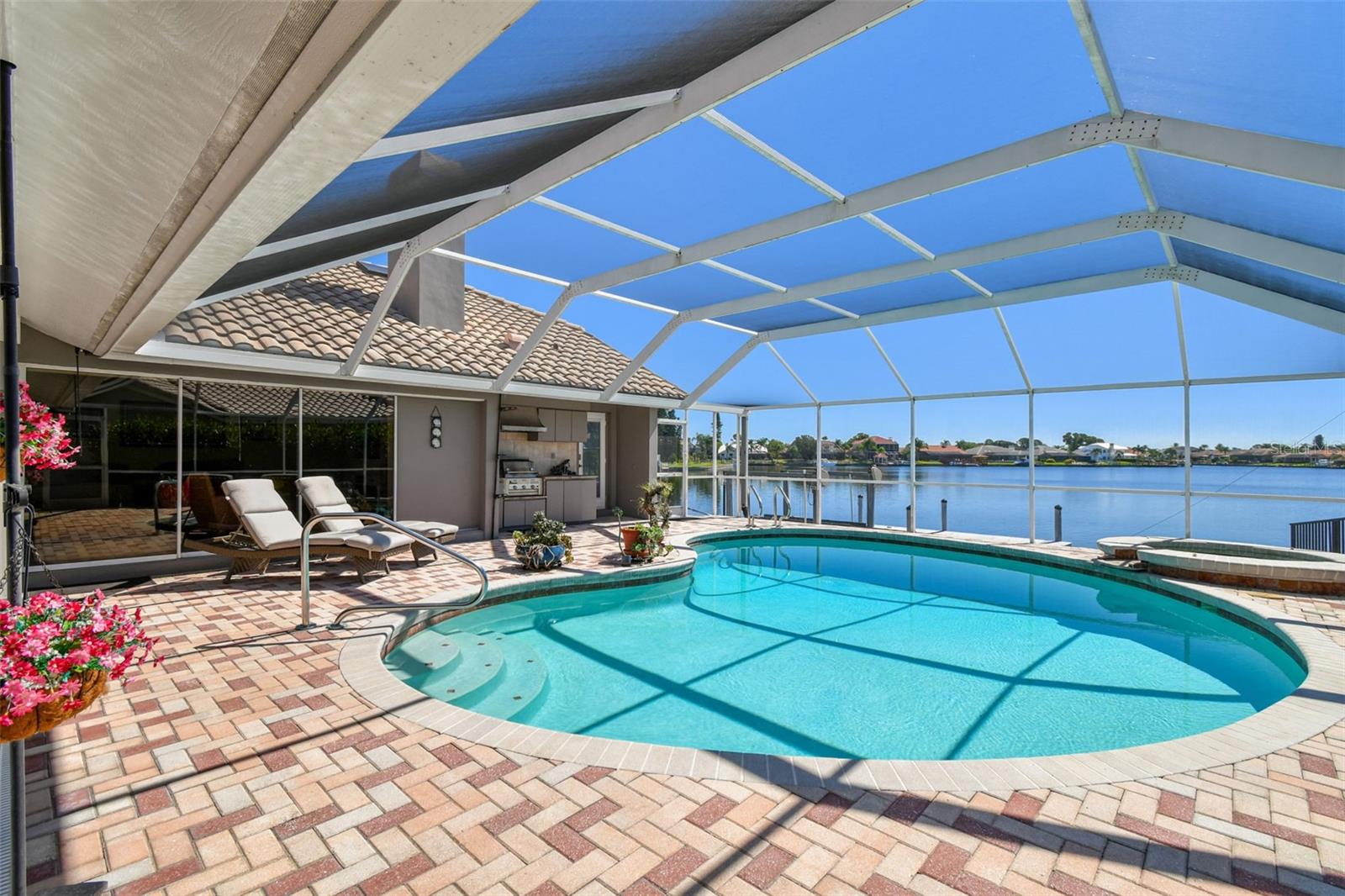 Image 75 of 100 For 4918 Longboat Boulevard