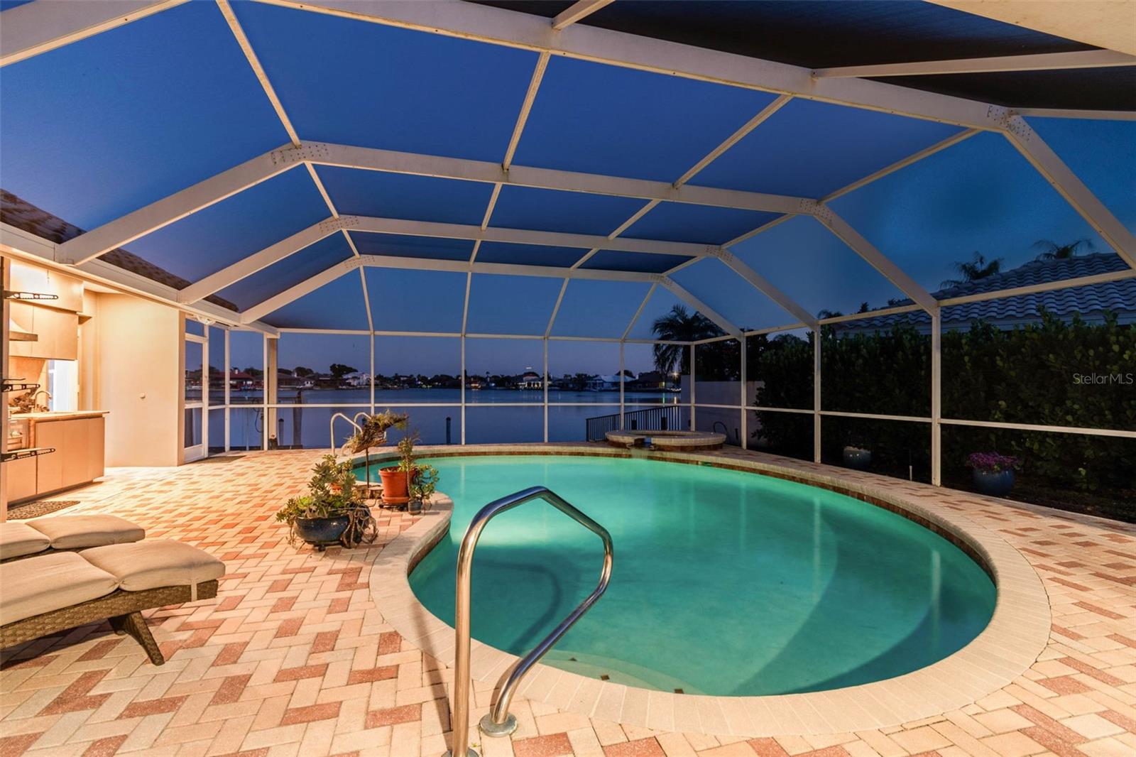 Image 78 of 100 For 4918 Longboat Boulevard
