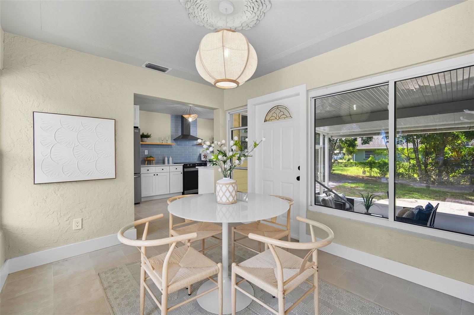 Image 12 of 30 For 10460 54th Avenue N