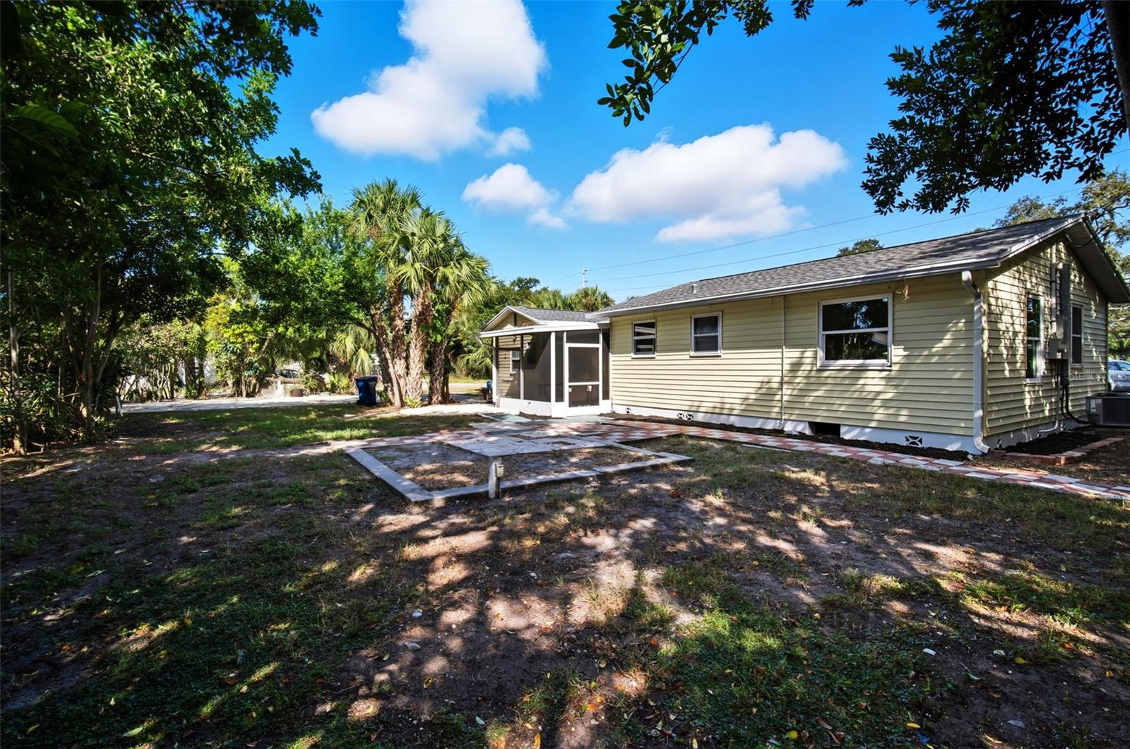 Image 30 of 30 For 10460 54th Avenue N