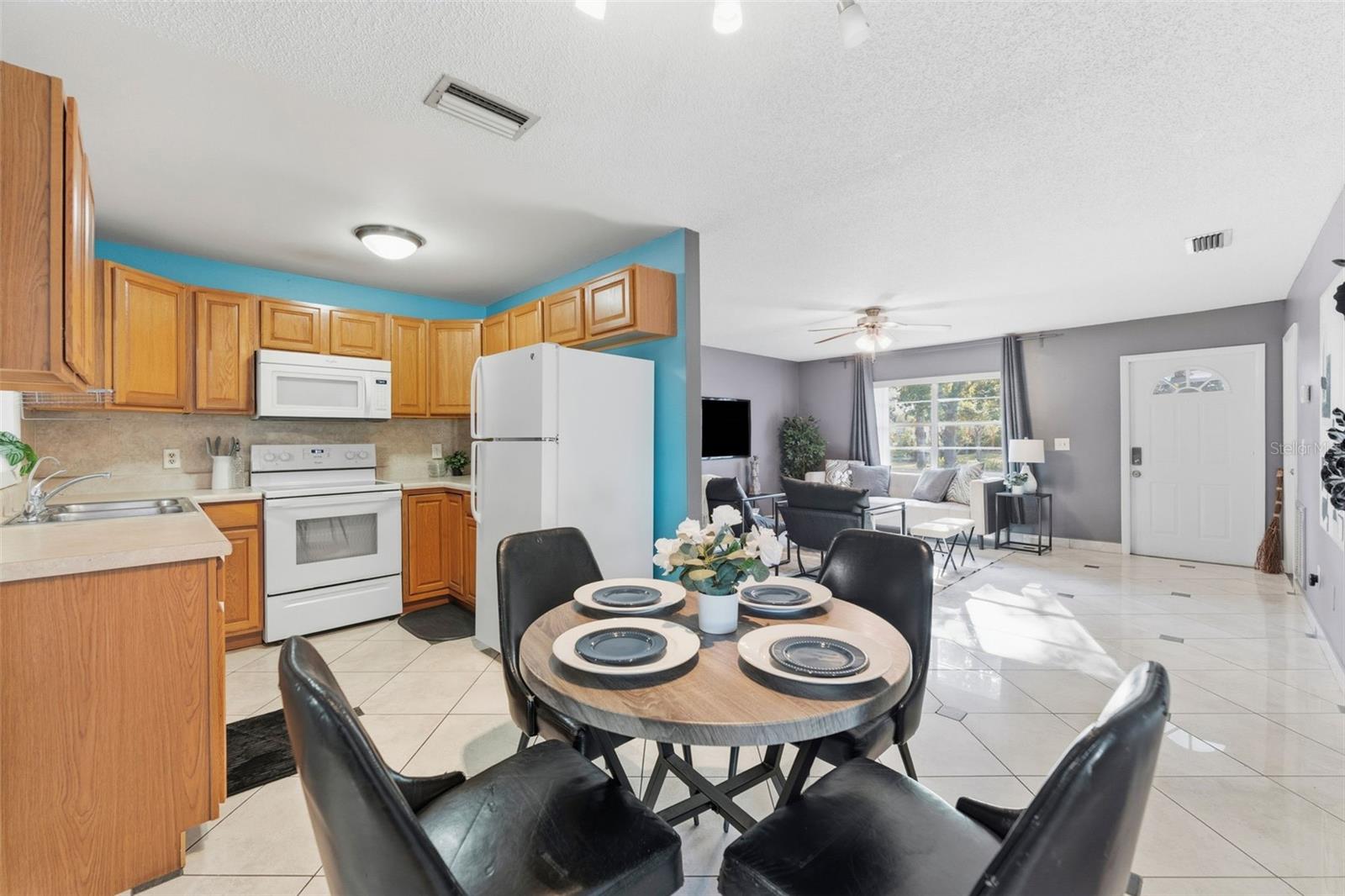 Image 10 of 35 For 13901 Pathfinder Drive