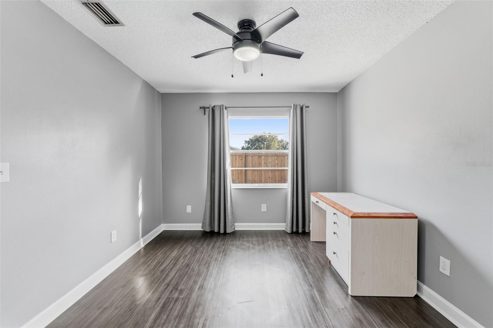 Image 25 of 35 For 13901 Pathfinder Drive